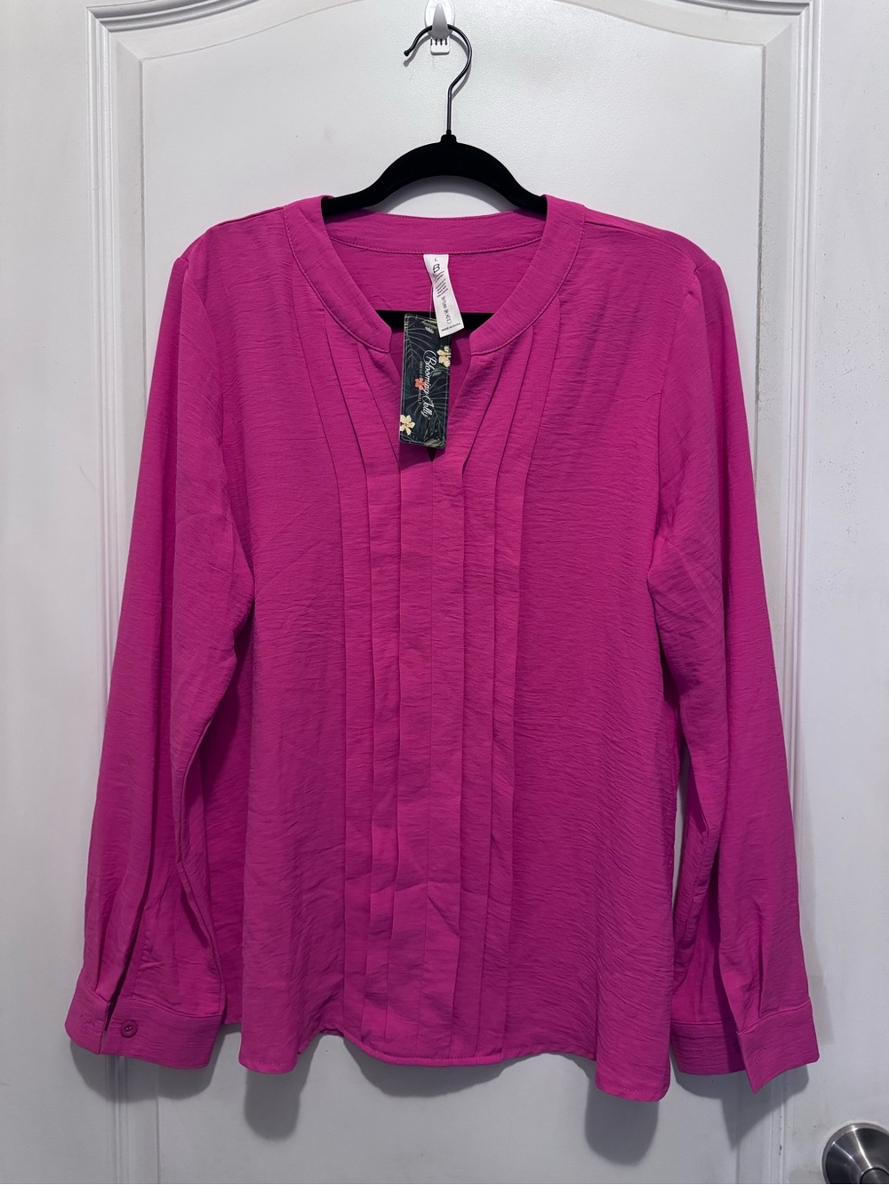 Unbranded Women's Fuchsia Pintuck Long-Sleeve Top